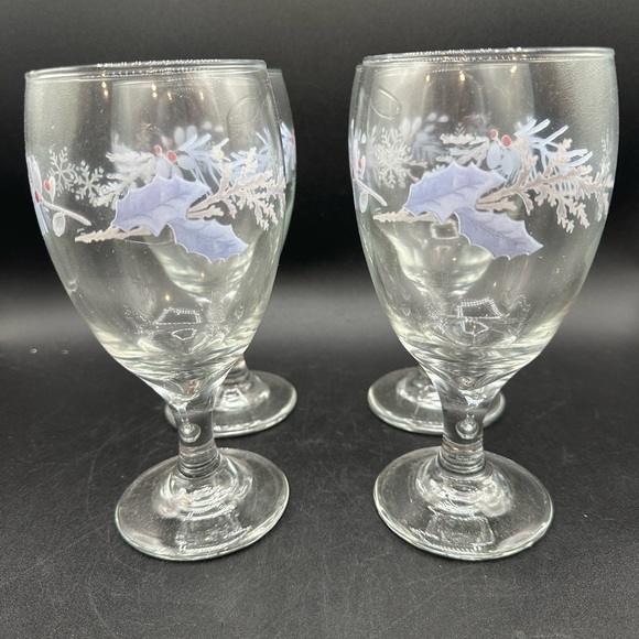Vintage Pfaltzgraff Glass Iced Beverages Tea Winter Frost Blue 16 oz Set of 4 - Picture 1 of 6